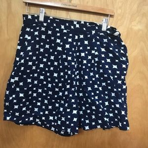 Vintage starburst shorts
